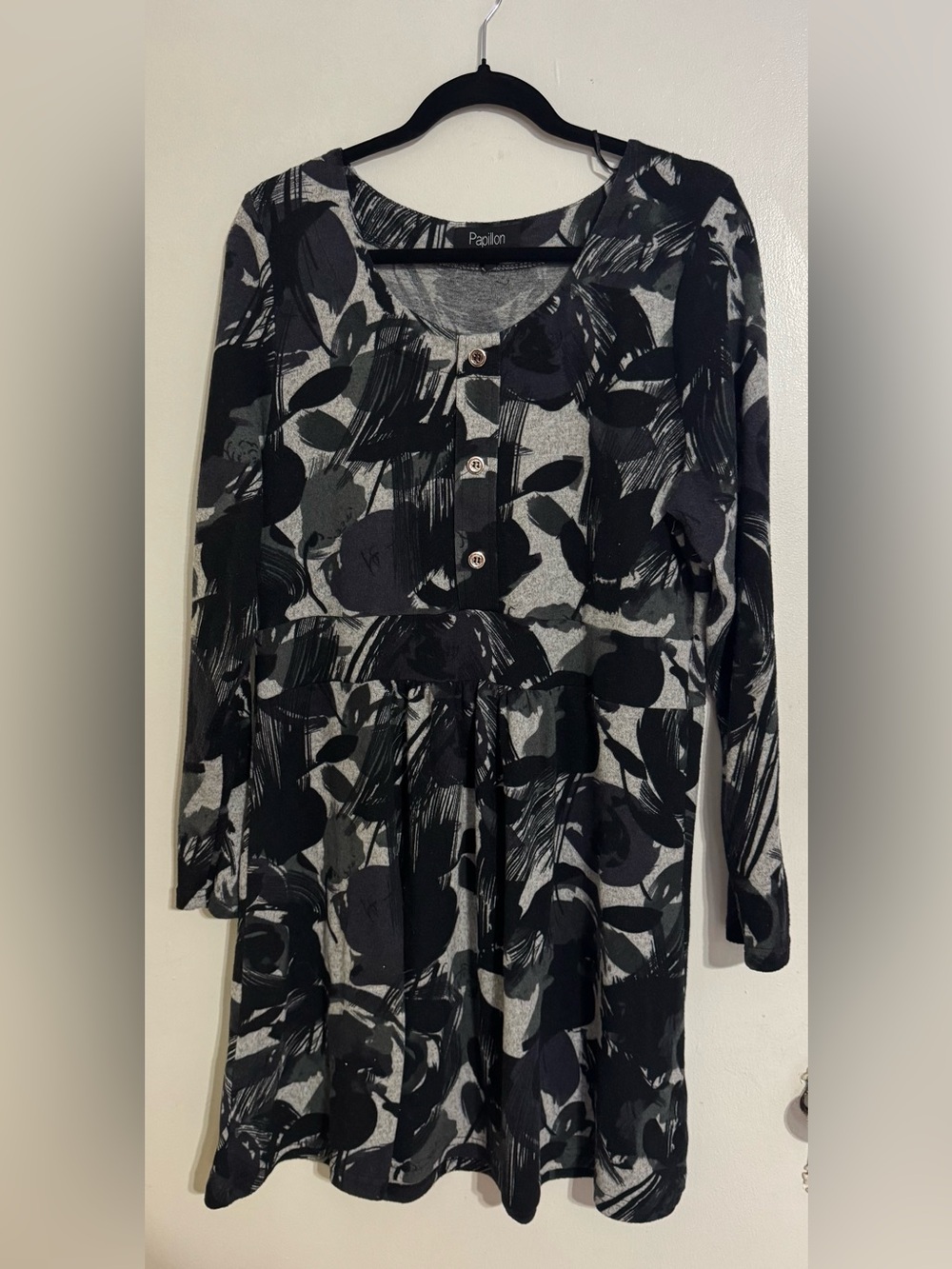 Papillon Black & Gray Knit Abstract Floral Soft Dress size XL